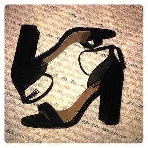 Comfy Black block heel sandals